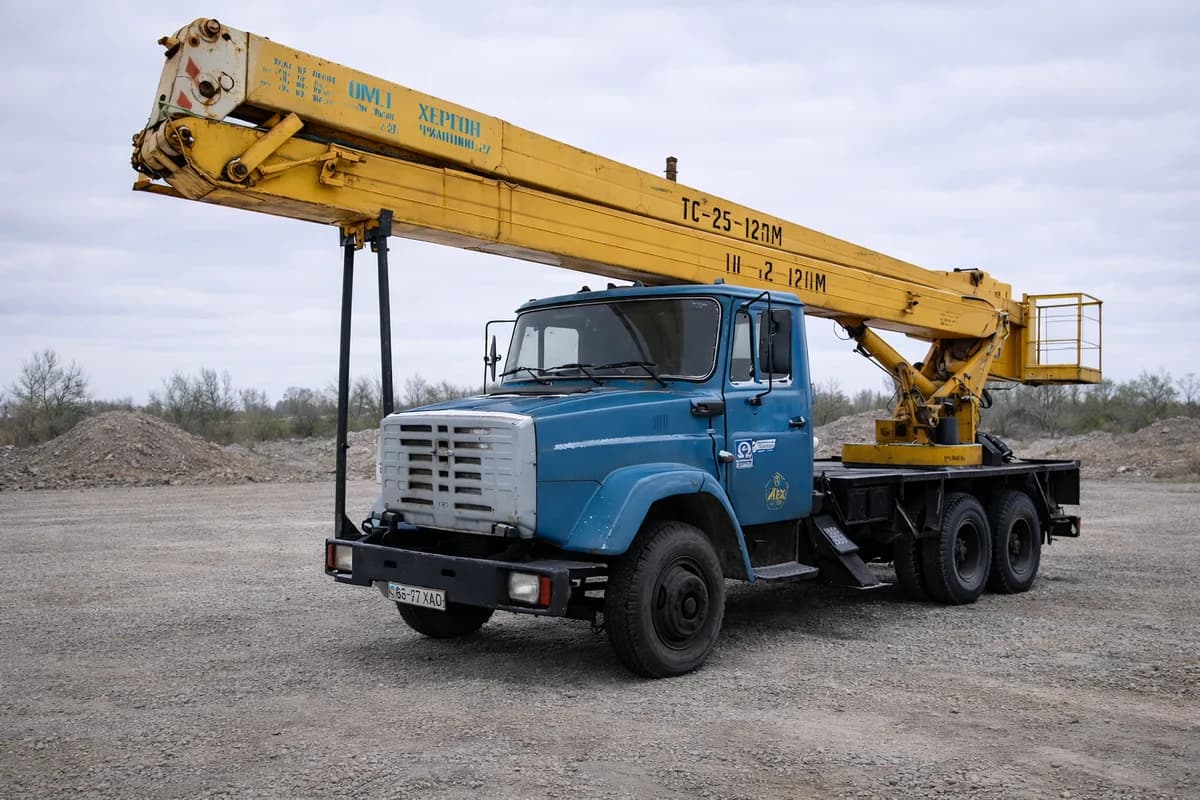 ЗІЛ-432921 «Бичок» АГП-18