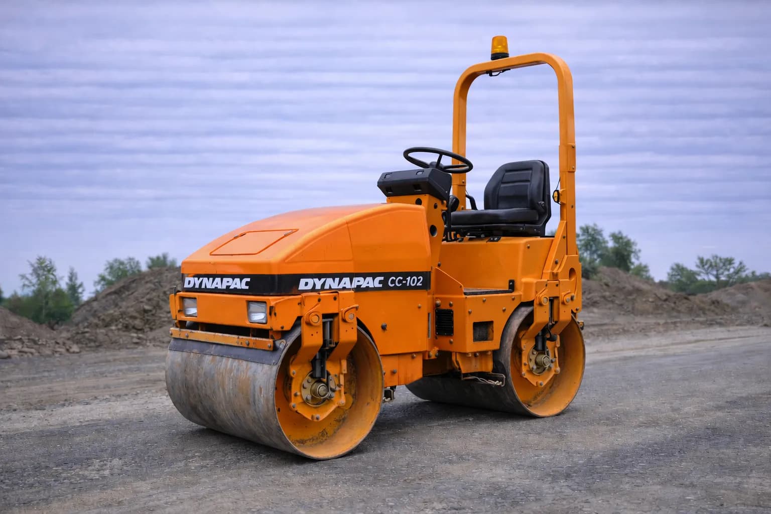 Dynapac CC-102